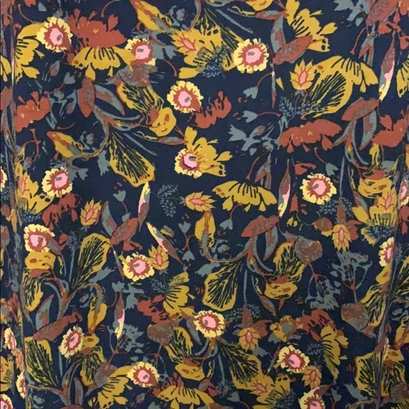 ⭐️ 2 for $10 ⭐️ NWT! Women’s Lularoe Perfect Size XS - Picture 2 of 3
